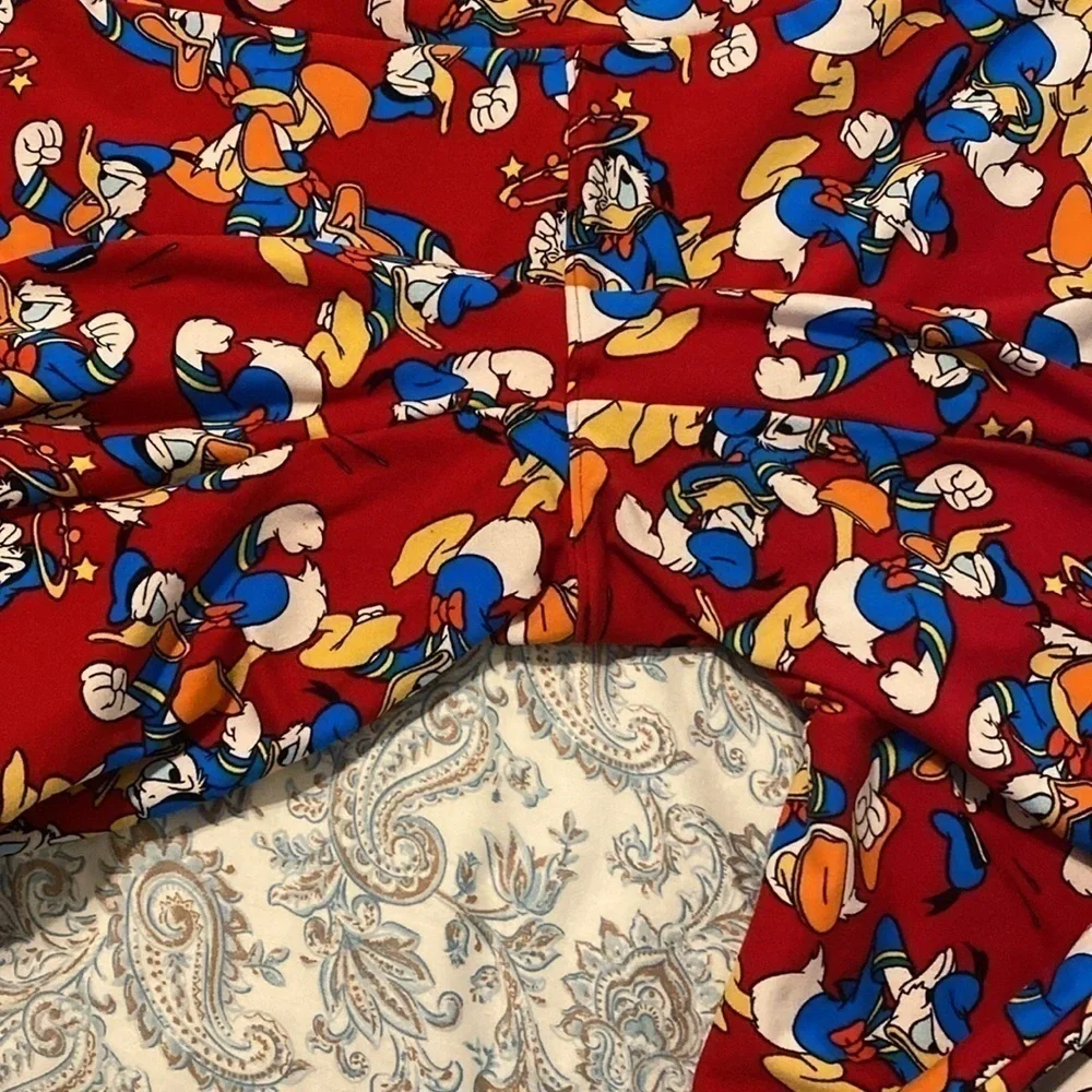 Disney LuLaRoe Donald Duck Leggings TC Tall Curvy Soft Character Blue Red